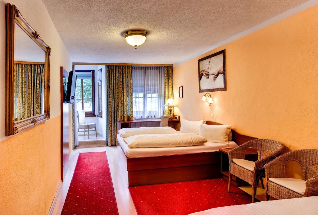 Cityhotel Schwarzer Baer Innsbruck Pokoj fotografie